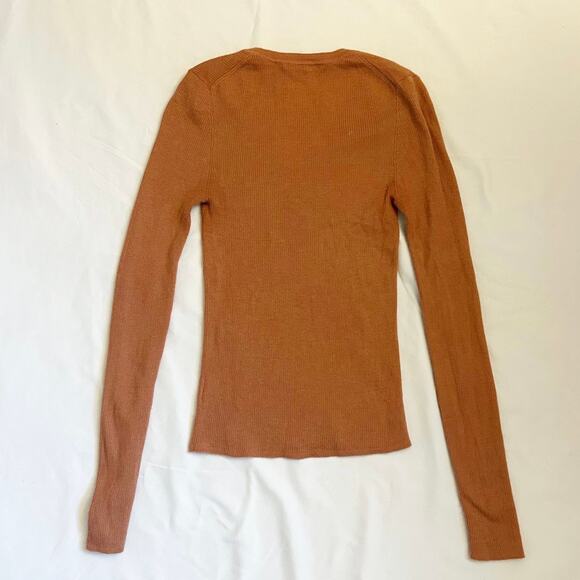 Cashmere Sweater - Picture 5 of 5